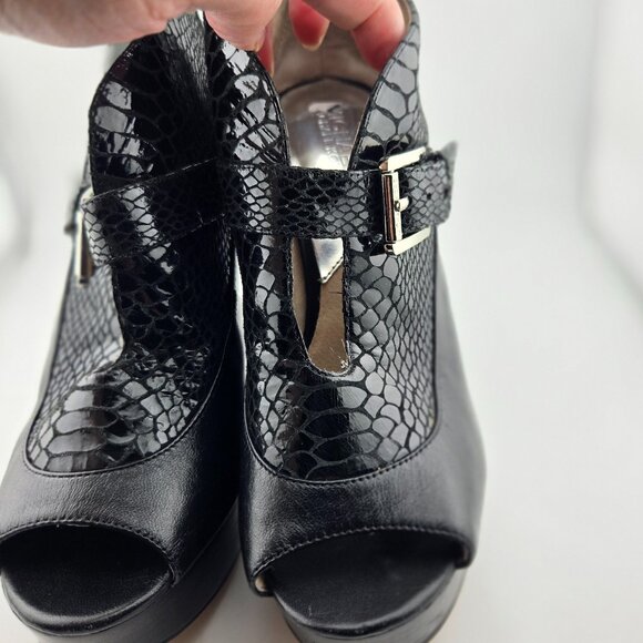 Michael Kors Embossed Leather Buckled Peep Toe Platform Booties – Size 8.5M - Picture 2 of 12